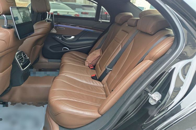 Used Mercedes-Benz S-Class 2019 S 320 L Prestige Edition Left Rear Seat