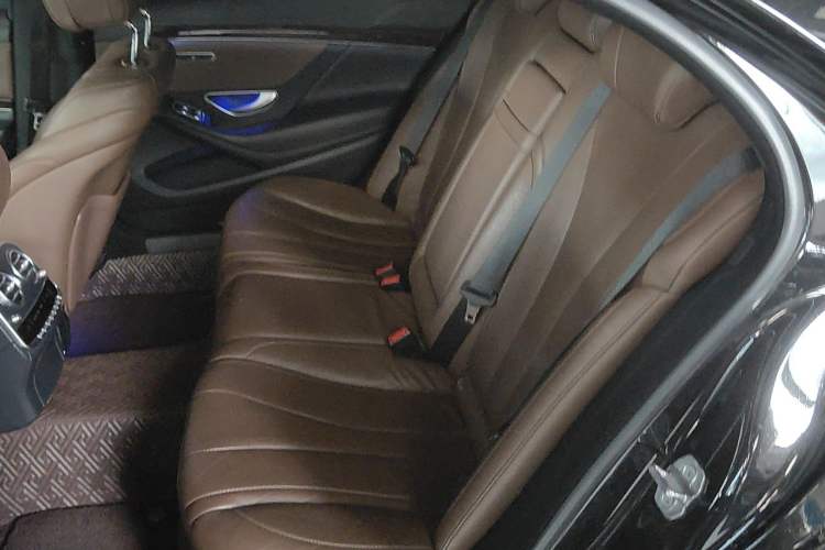 Used Mercedes-Benz S-Class 2019 S 320 L Left Rear Seat
