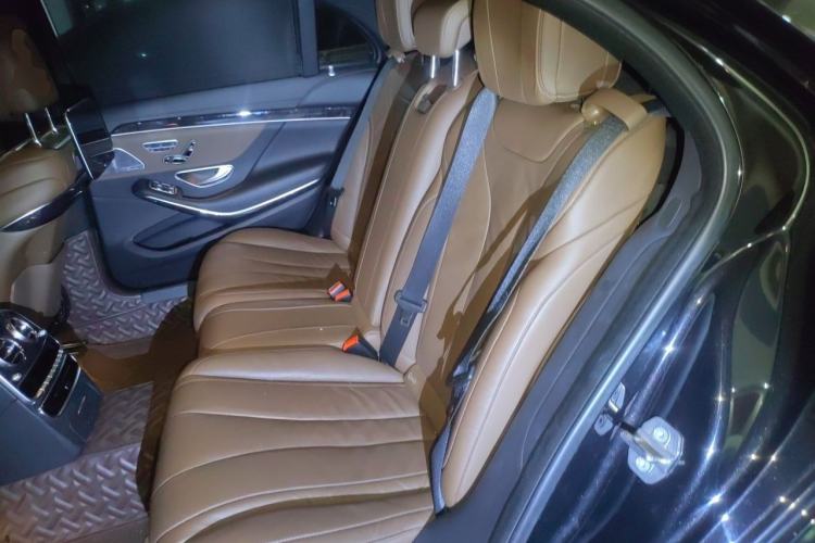 Used Mercedes-Benz S-Class 2019 S 450 L 4MATIC Left Rear Seat