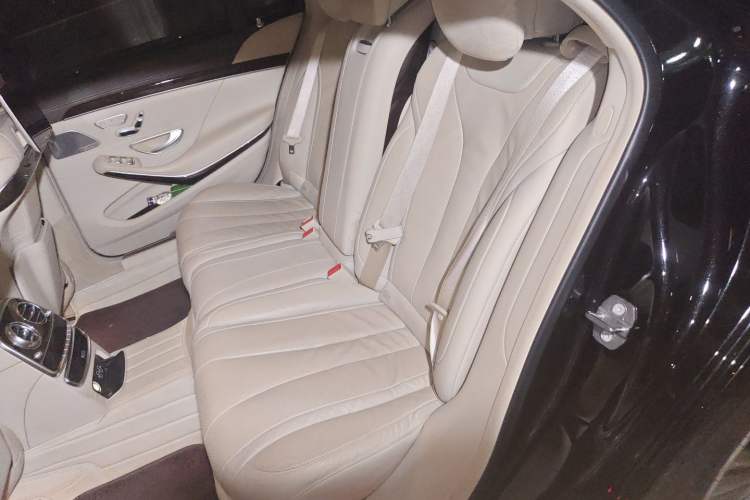 Used Mercedes-Benz S-Class 2019 S 350 L Luxury Edition Prestige Edition Left Rear Seat