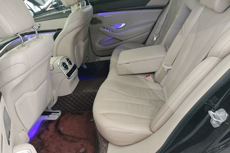 Used Mercedes-Benz S-Class 2019 S 320 L Prestige Edition Left Rear Seat