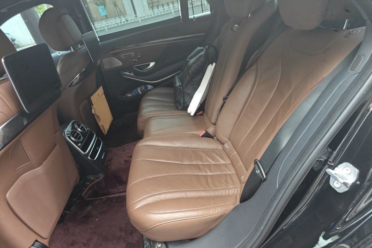 Used Mercedes-Benz S-Class 2019 S 450 L 4MATIC Exclusive Edition Left Rear Seat
