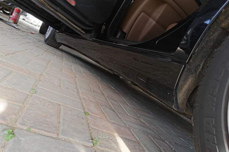 Used Mercedes-Benz S-Class 2019 S 320 L Prestige Edition Left Side Sill