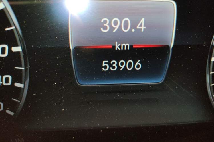 Used Mercedes-Benz S-Class 2019 S 350 L Luxury Model Odometer Close Up