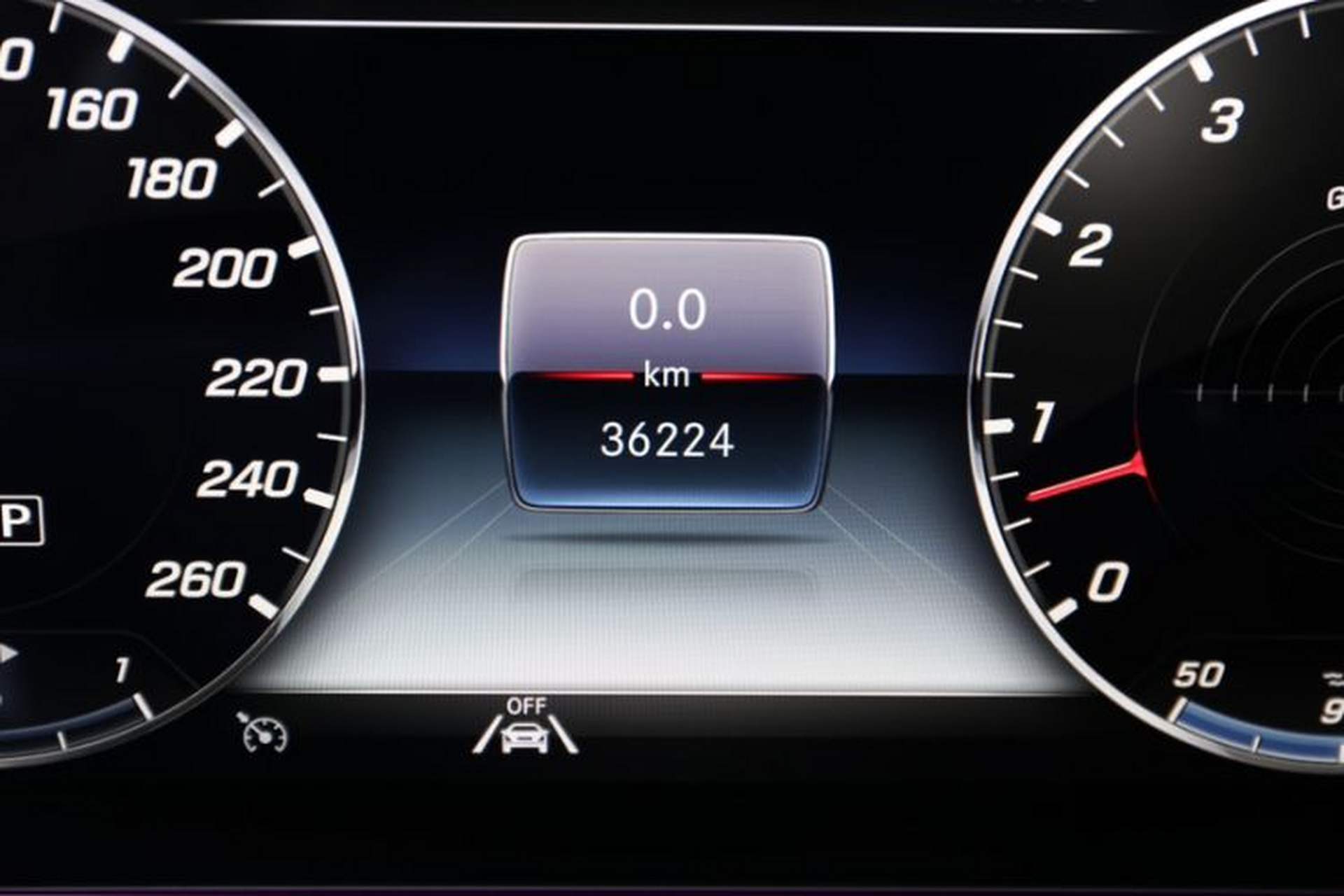 Used Mercedes-Benz S-Class 2019 S 350 L Luxury Edition Prestige Edition Odometer Close Up