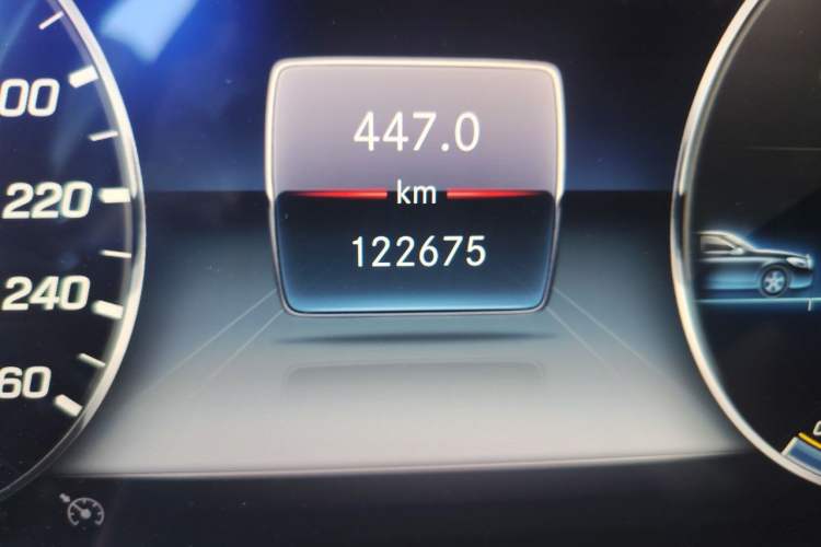 Used Mercedes-Benz S-Class 2019 S 350 L Executive Edition Odometer Close Up