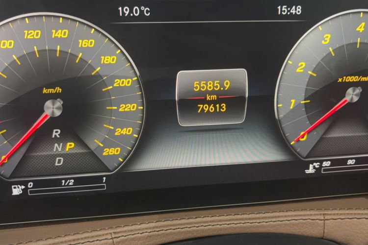 Used Mercedes-Benz S-Class 2019 S 350 L Prestige Model Ultimate Collection Odometer Close Up