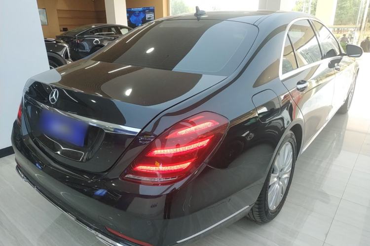Used Mercedes-Benz S-Class 2019 S 320 L Rear Right 45 Deg