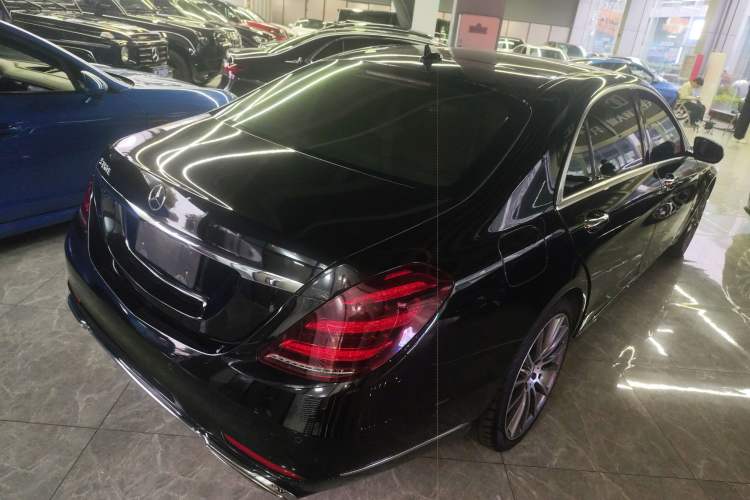 Used Mercedes-Benz S-Class 2019 S 350 L Executive Edition Rear Right 45 Deg
