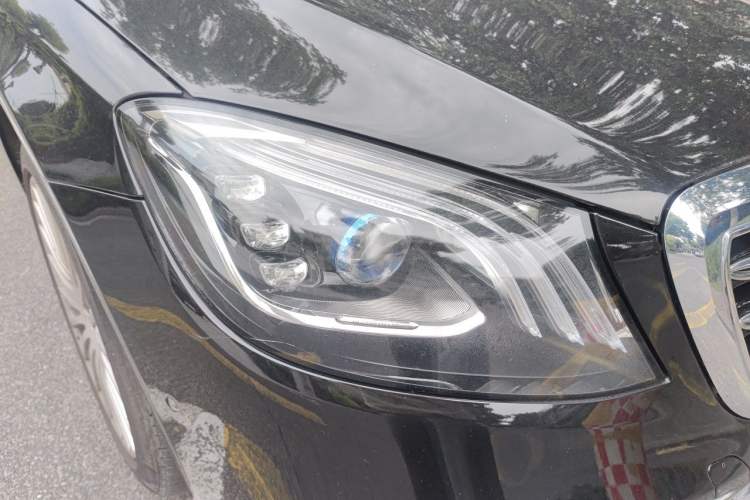 Used Mercedes-Benz S-Class 2019 S 320 L Prestige Edition Right Front Headlight