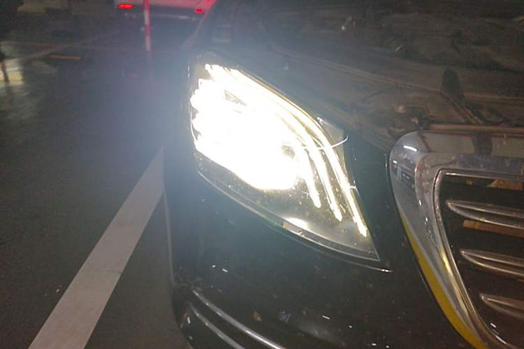 Used Mercedes-Benz S-Class 2019 S 450 L 4MATIC Right Front Headlight