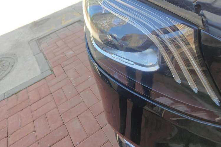 Used Mercedes-Benz S-Class 2019 S 320 L Prestige Edition Right Front Headlight