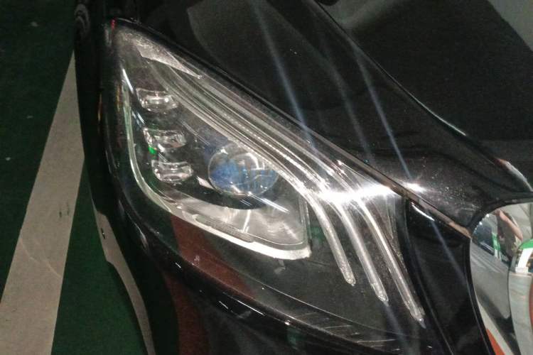 Used Mercedes-Benz S-Class 2019 S 320 L Right Front Headlight