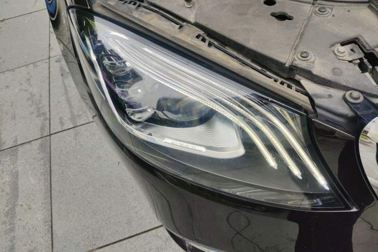 Used Mercedes-Benz S-Class 2019 S 320 L Prestige Edition Right Front Headlight