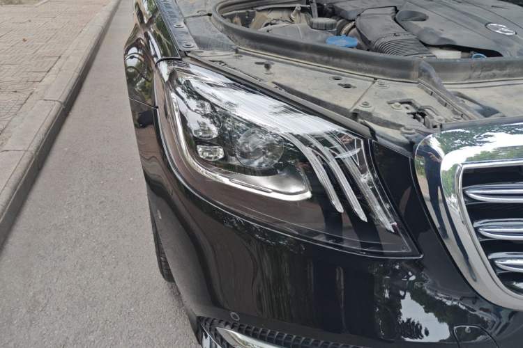 Used Mercedes-Benz S-Class 2019 S 350 L Prestige Model Ultimate Collection Right Front Headlight