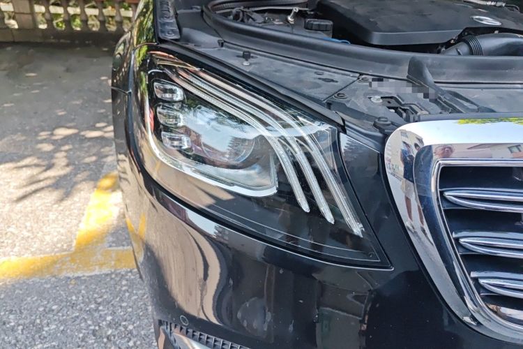 Used Mercedes-Benz S-Class 2019 S 320 L Right Front Headlight
