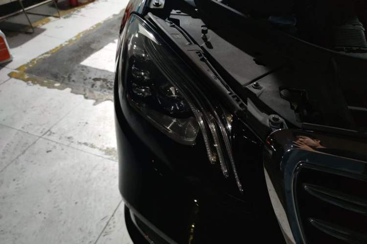 Used Mercedes-Benz S-Class 2019 S 350 L Executive Edition Right Front Headlight