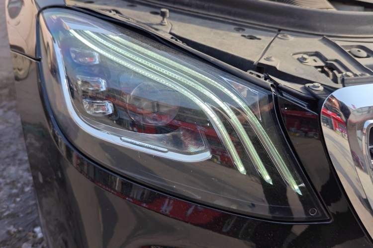 Used Mercedes-Benz S-Class 2019 S 350 L Luxury Edition Prestige Edition Right Front Headlight