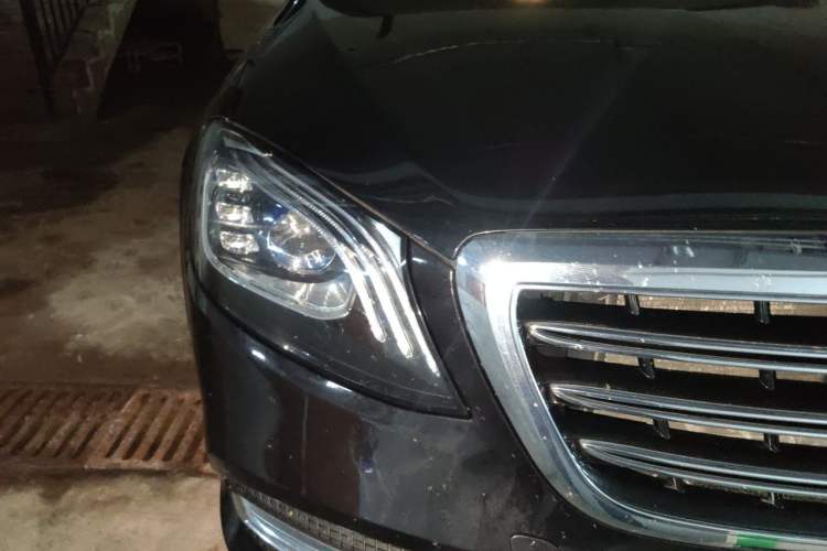 Used Mercedes-Benz S-Class 2019 S 320 L Right Front Headlight