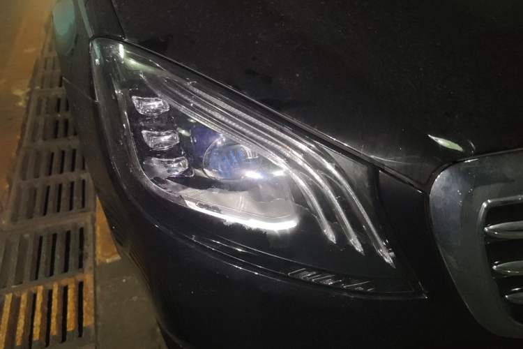 Used Mercedes-Benz S-Class 2019 S 320 L Right Front Headlight