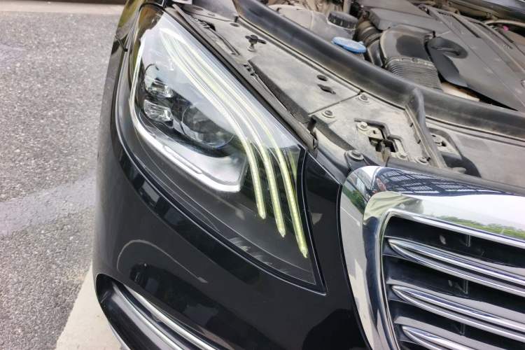Used Mercedes-Benz S-Class 2019 S 450 L 4MATIC Right Front Headlight