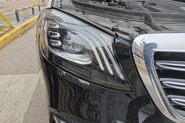 Used Mercedes-Benz S-Class 2019 S 350 L Prestige Model Ultimate Collection Right Front Headlight
