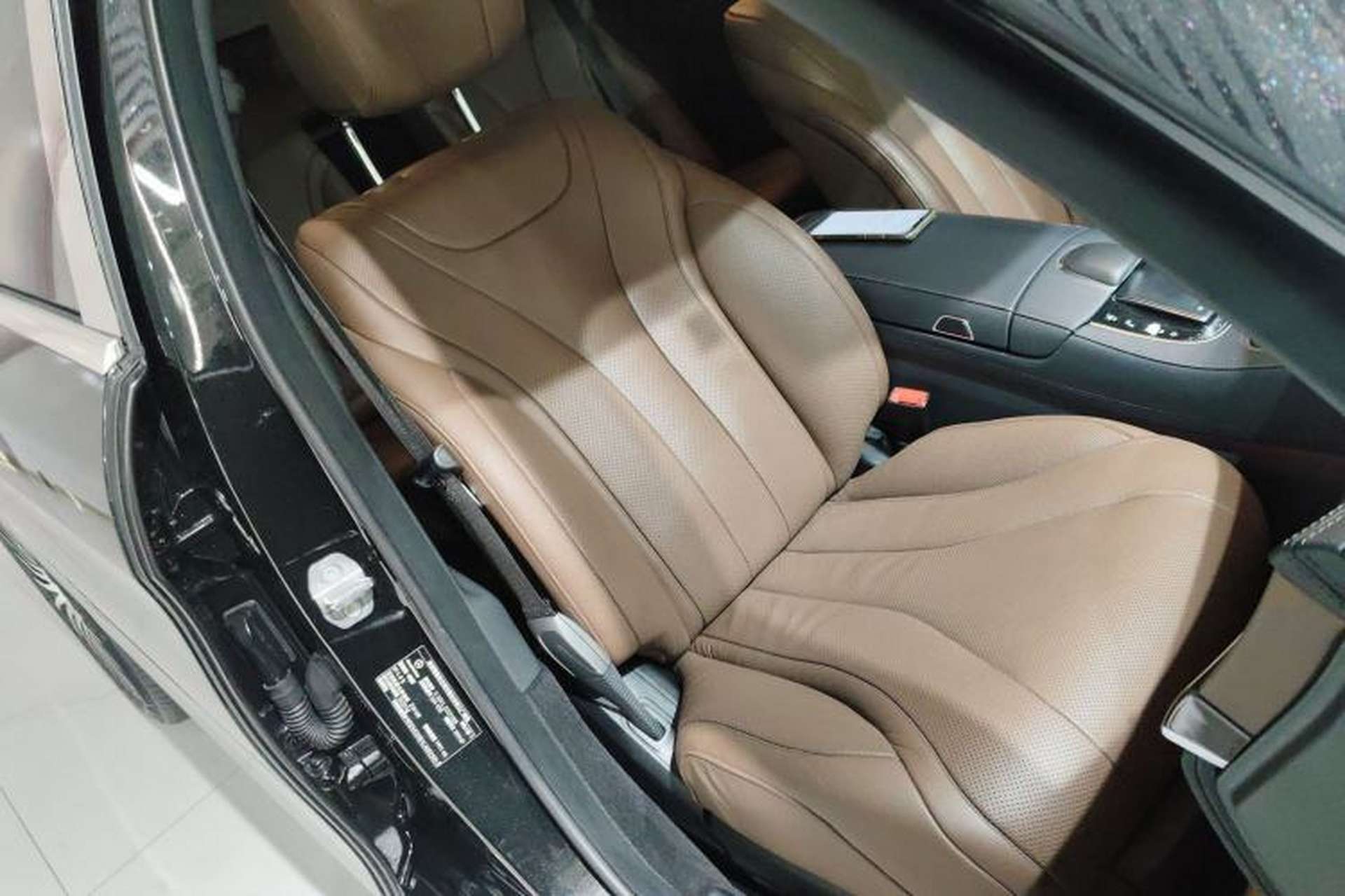 Used Mercedes-Benz S-Class 2019 S 320 L Prestige Edition Right Front Seat