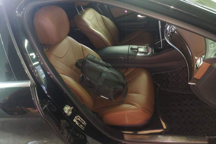 Used Mercedes-Benz S-Class 2019 S 350 L Executive Edition Right Front Seat