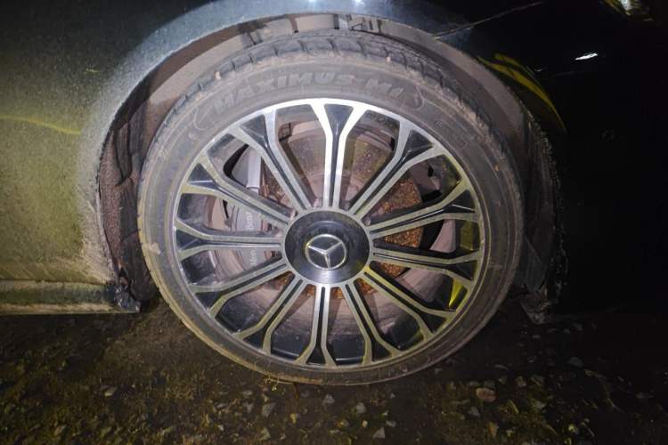 Used Mercedes-Benz S-Class 2019 S 450 L 4MATIC Right Front Wheel Hub