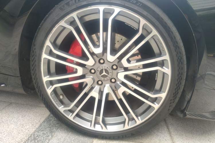 Used Mercedes-Benz S-Class 2019 S 450 L 4MATIC Right Front Wheel Hub