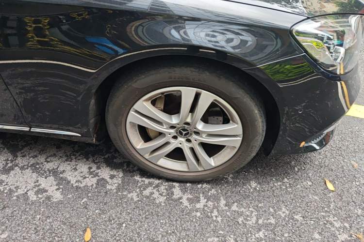 Used Mercedes-Benz S-Class 2019 S 350 L Executive Edition Right Front Wheel Hub