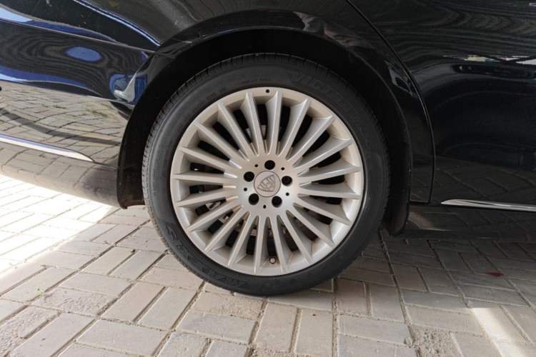 Used Mercedes-Benz S-Class 2019 S 320 L Prestige Edition Right Rear Wheel Hub