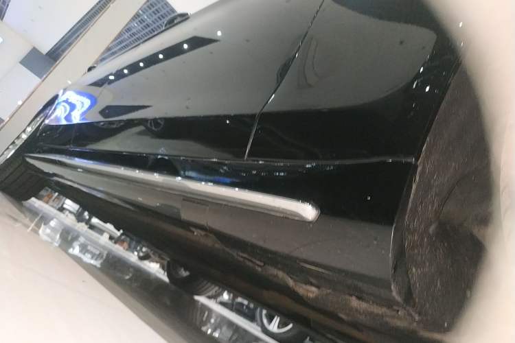 Used Mercedes-Benz S-Class 2019 S 320 L Prestige Edition Right Side Sill