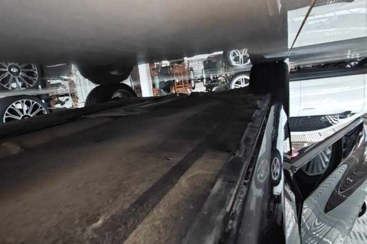 Used Mercedes-Benz S-Class 2019 S 350 L Prestige Model Ultimate Collection Right Side Sill