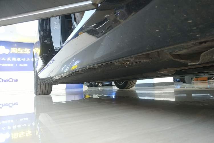 Used Mercedes-Benz S-Class 2019 S 320 L Right Side Sill