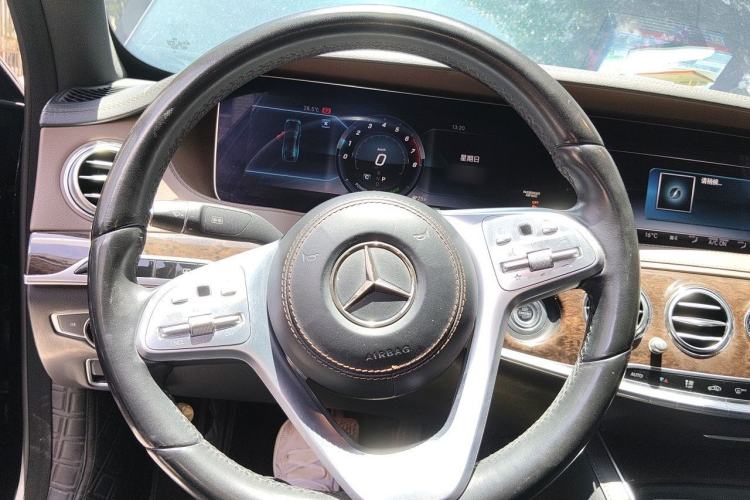 Used Mercedes-Benz S-Class 2019 S 320 L Steering Wheel