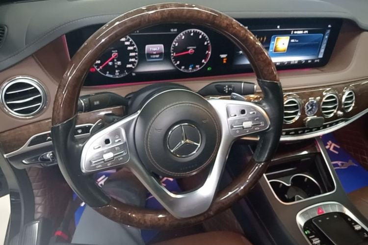 Used Mercedes-Benz S-Class 2019 S 350 L Executive Edition Steering Wheel