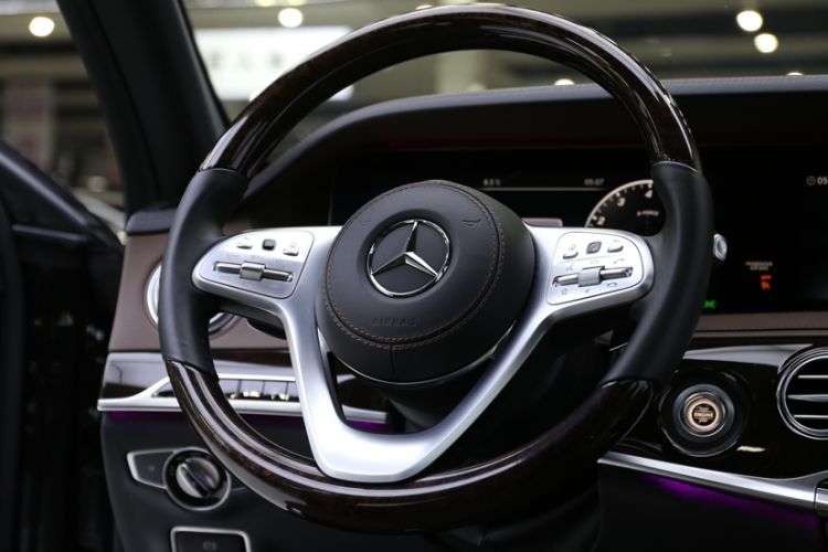 Used Mercedes-Benz S-Class 2019 S 350 L Luxury Edition Prestige Edition Steering Wheel