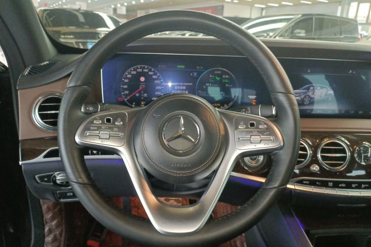 Used Mercedes-Benz S-Class 2019 S 320 L Steering Wheel