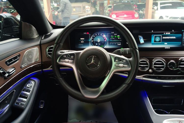 Used Mercedes-Benz S-Class 2019 S 320 L Steering Wheel