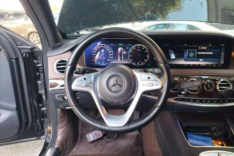 Used Mercedes-Benz S-Class 2019 S 320 L Steering Wheel
