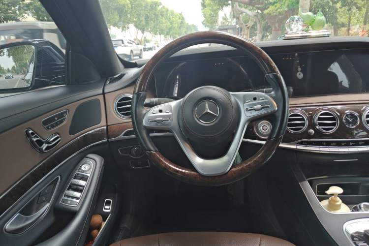 Used Mercedes-Benz S-Class 2019 S 350 L Prestige Model Ultimate Collection Steering Wheel