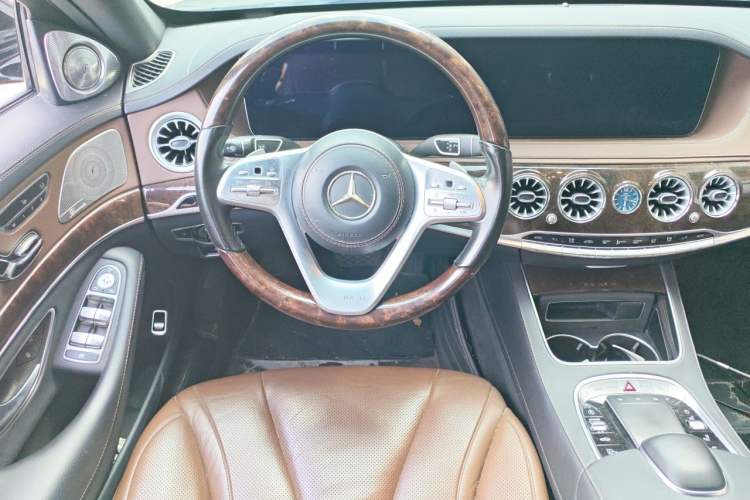 Used Mercedes-Benz S-Class 2019 S 350 L Prestige Model Ultimate Collection Steering Wheel