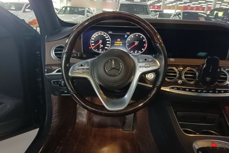 Used Mercedes-Benz S-Class 2019 S 350 L Luxury Edition Prestige Edition Steering Wheel