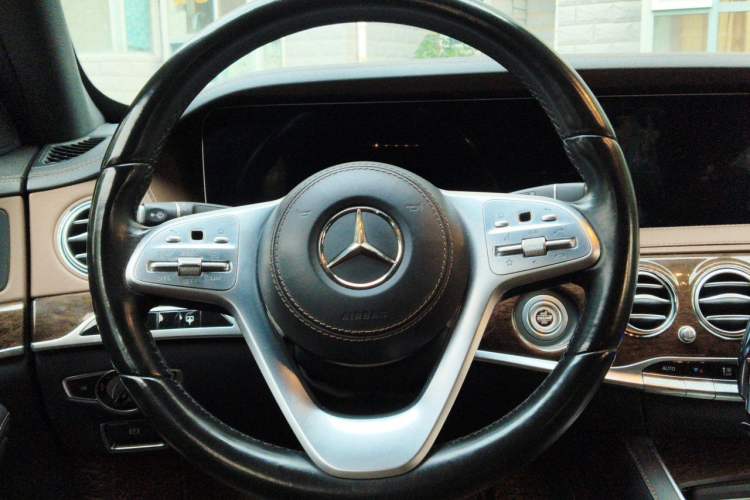 Used Mercedes-Benz S-Class 2019 S 320 L Steering Wheel