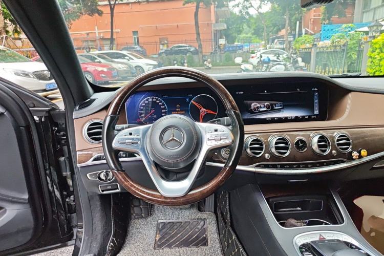 Used Mercedes-Benz S-Class 2019 S 350 L Executive Edition Steering Wheel