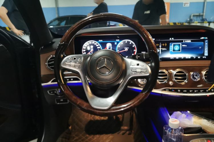 Used Mercedes-Benz S-Class 2019 S 350 L Luxury Edition Prestige Edition Steering Wheel