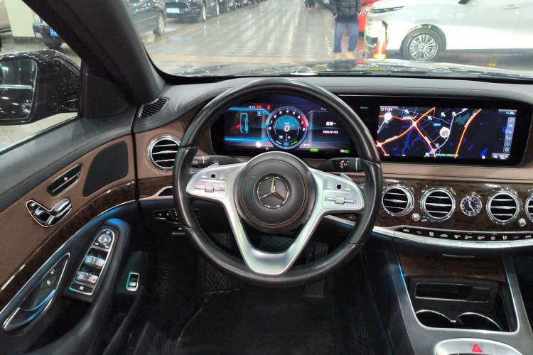Used Mercedes-Benz S-Class 2019 S 320 L Steering Wheel