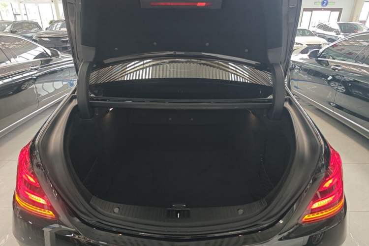 Used Mercedes-Benz S-Class 2019 S 350 L Prestige Model Ultimate Collection Trunk
