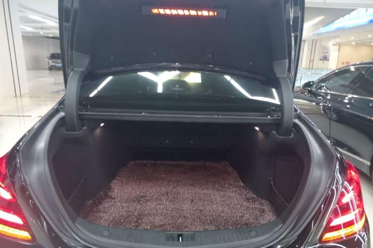 Used Mercedes-Benz S-Class 2019 S 350 L Executive Edition Trunk